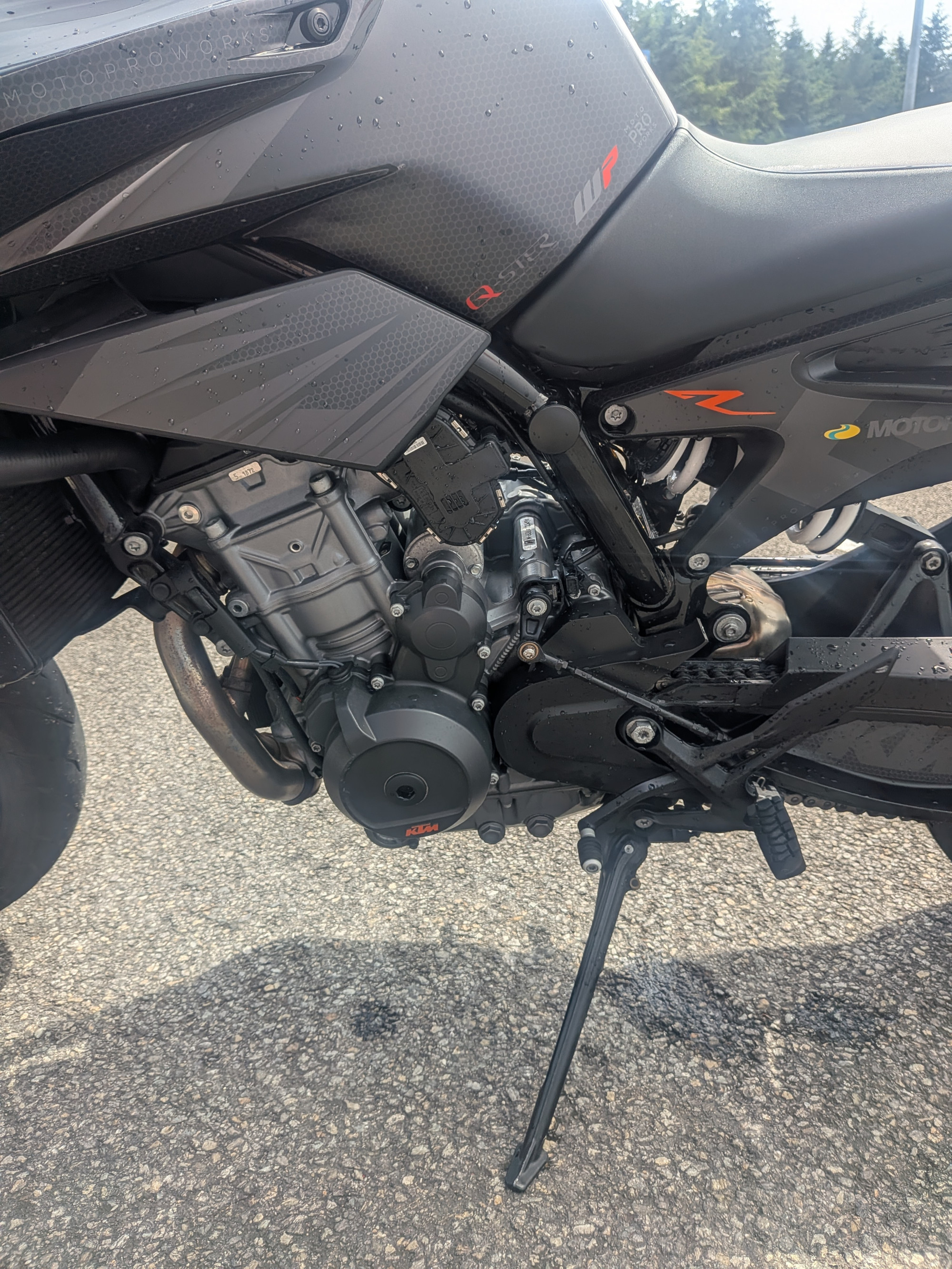 KTM 890 DUKE L