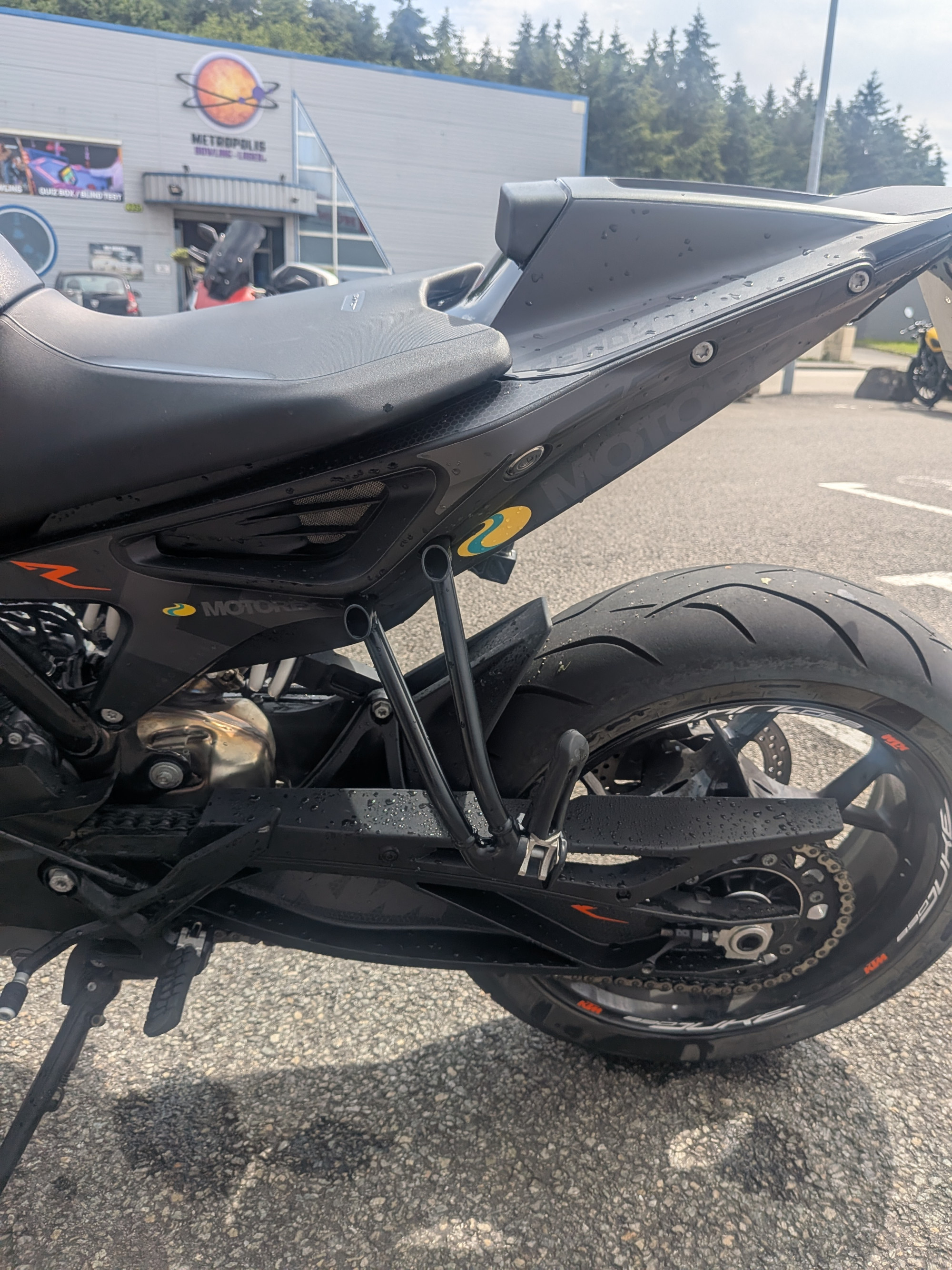KTM 890 DUKE L
