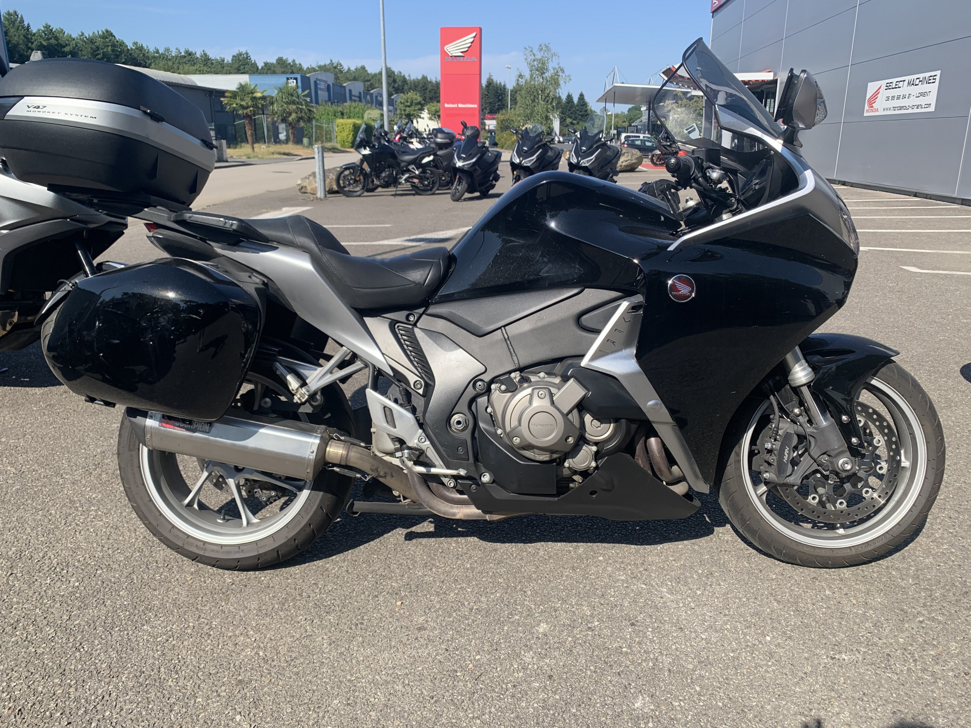 HONDA VFR 1200 F DCT