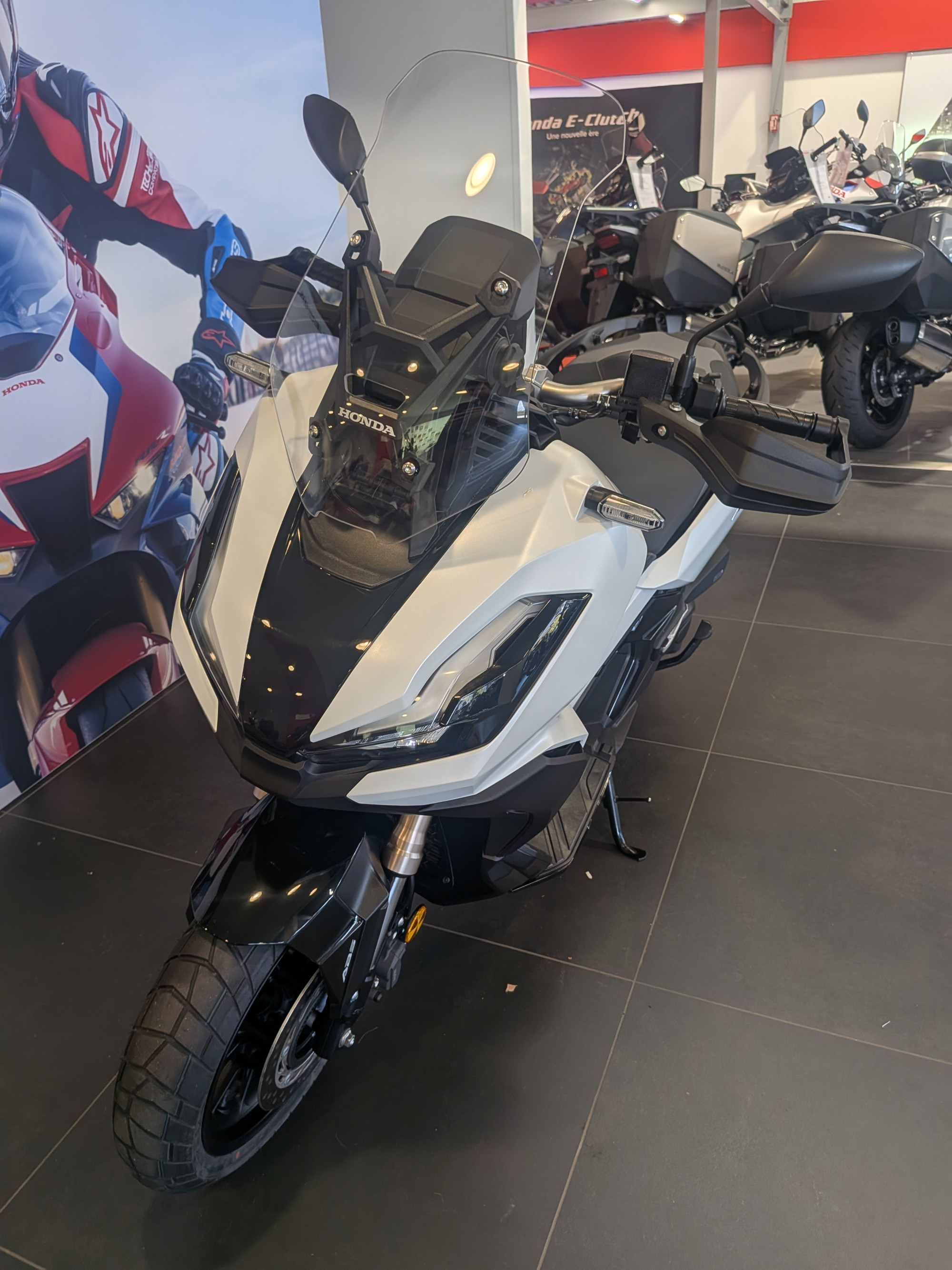 HONDA ADV 350