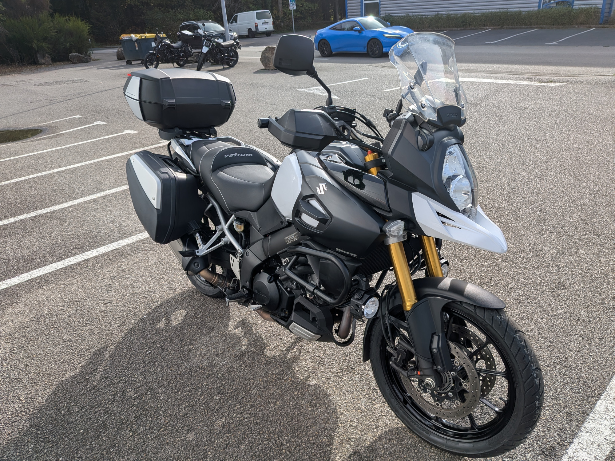 SUZUKI DL V-STROM 1000   VSTROM