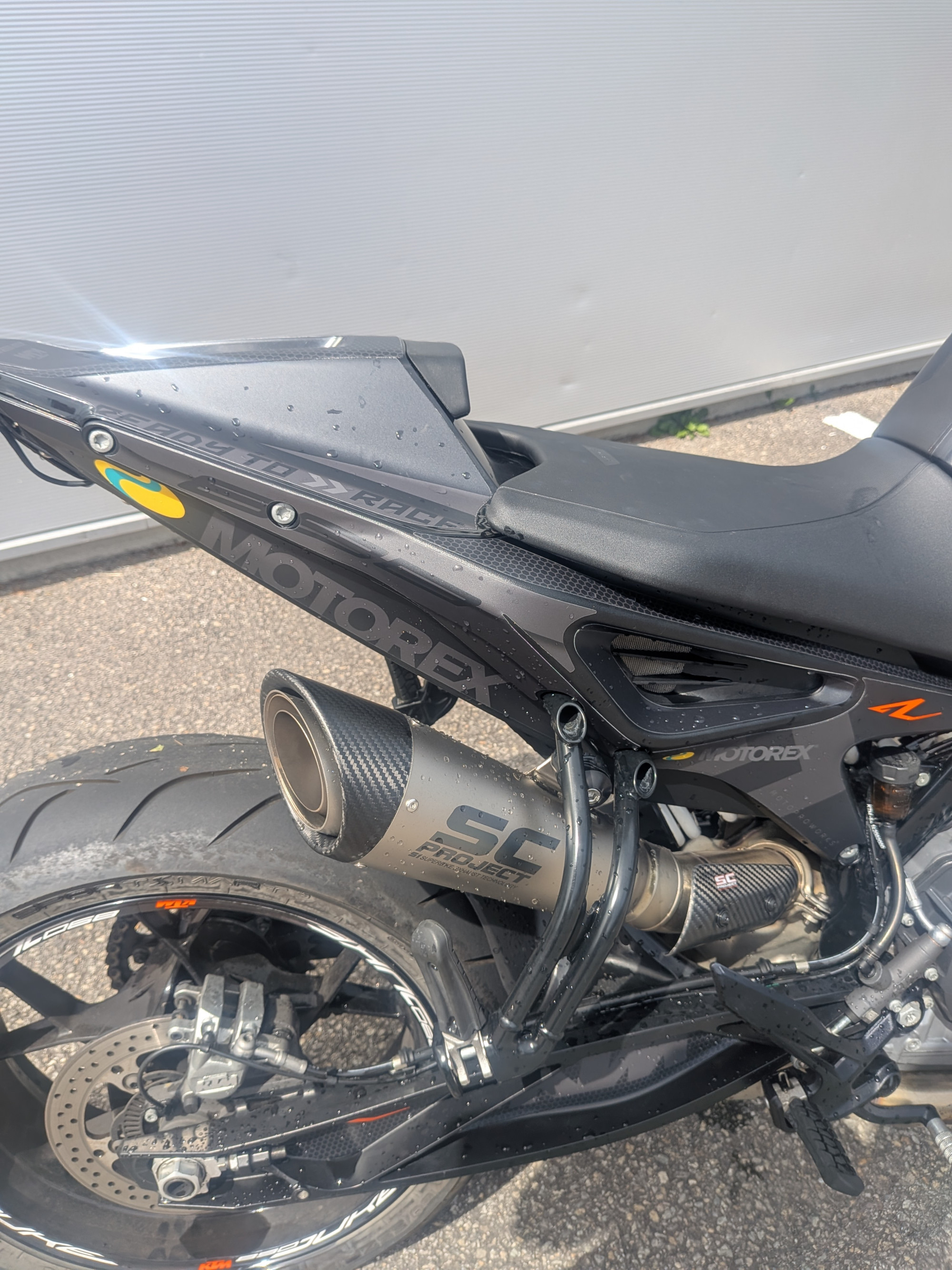 KTM 890 DUKE L