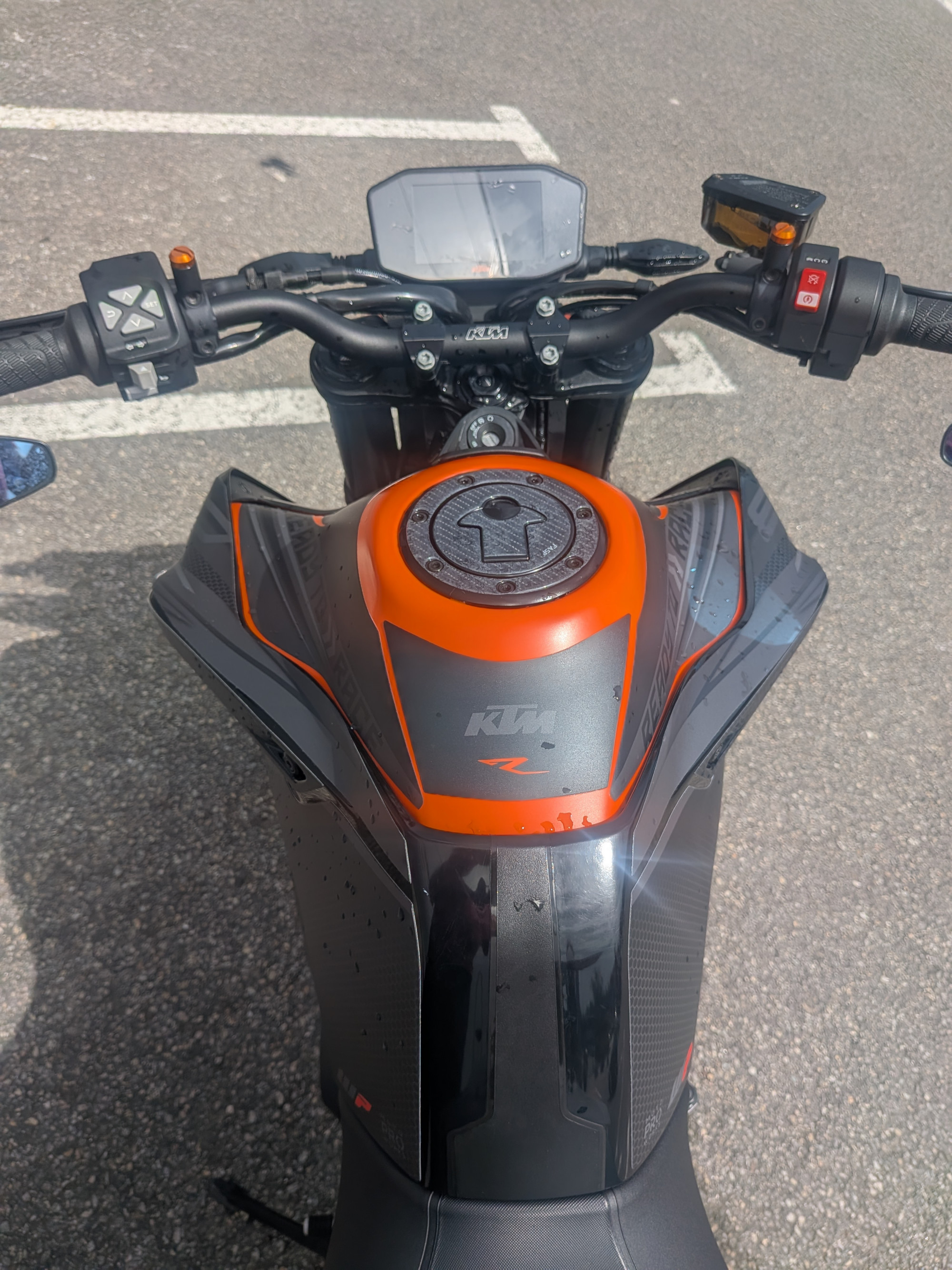 KTM 890 DUKE L