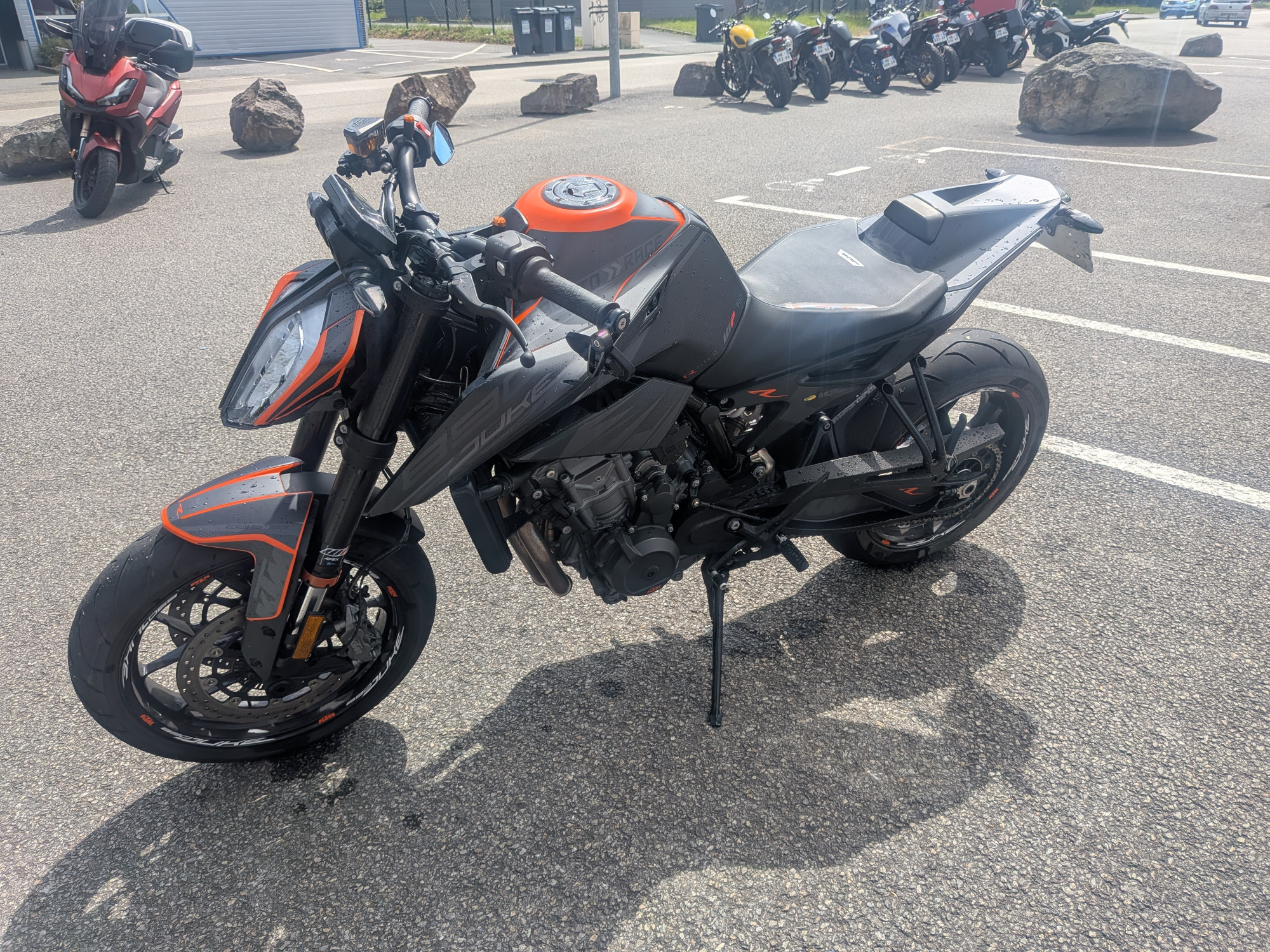 KTM 890 DUKE L