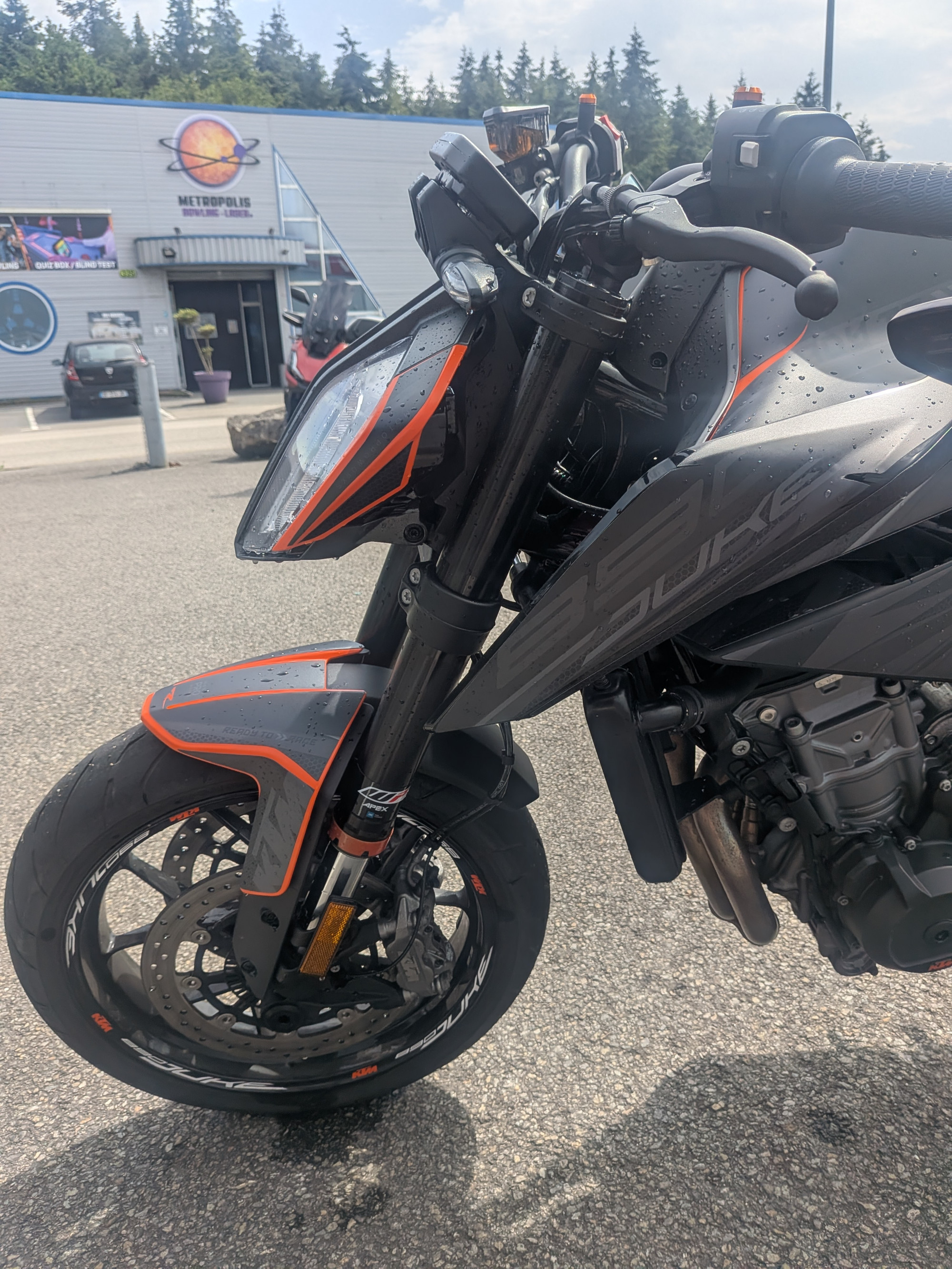 KTM 890 DUKE L