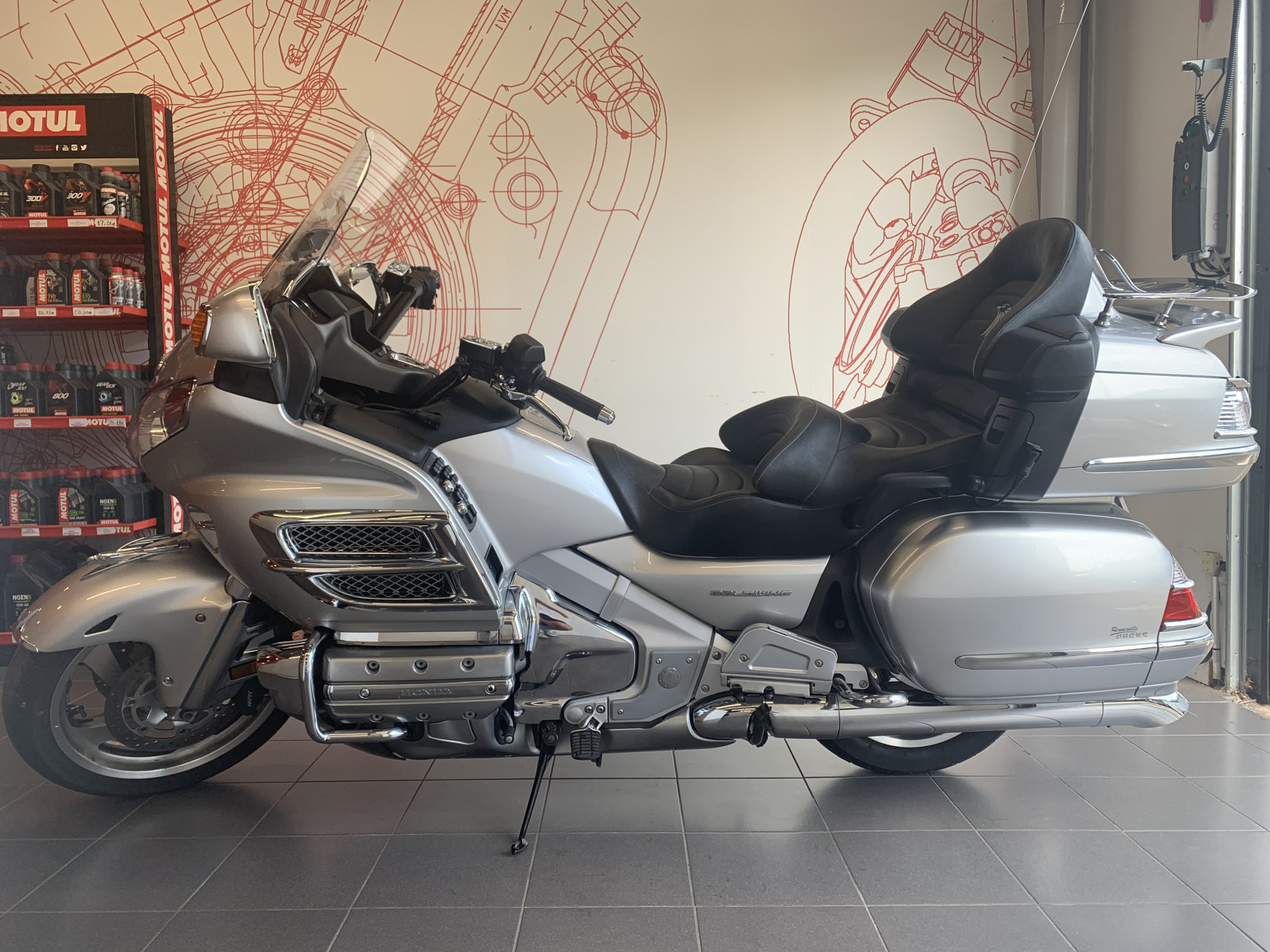 HONDA GL 1800 GOLDWING AIR BAG GPS SUPER ETAT
