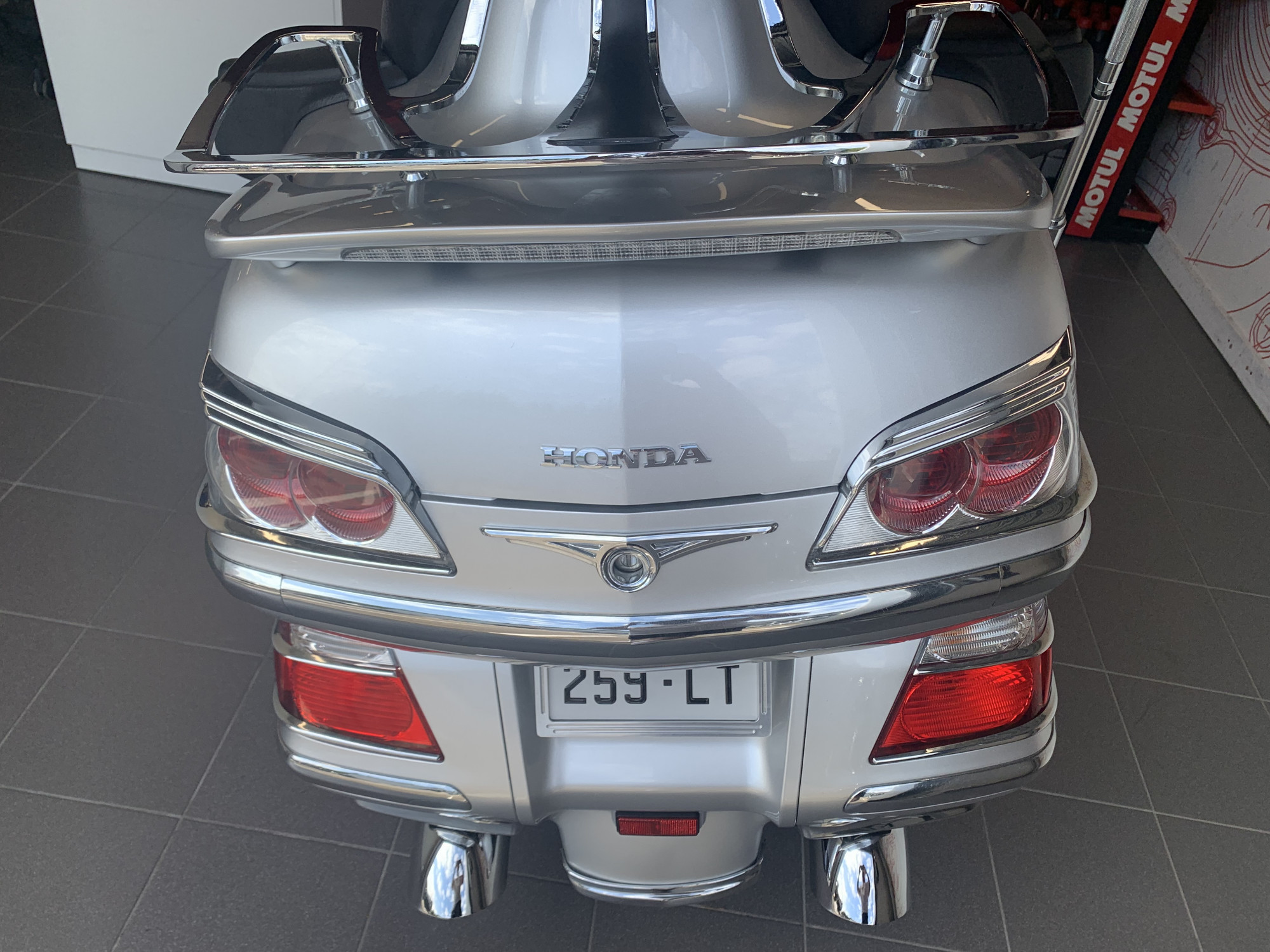 HONDA GL 1800 GOLDWING AIR BAG GPS SUPER ETAT