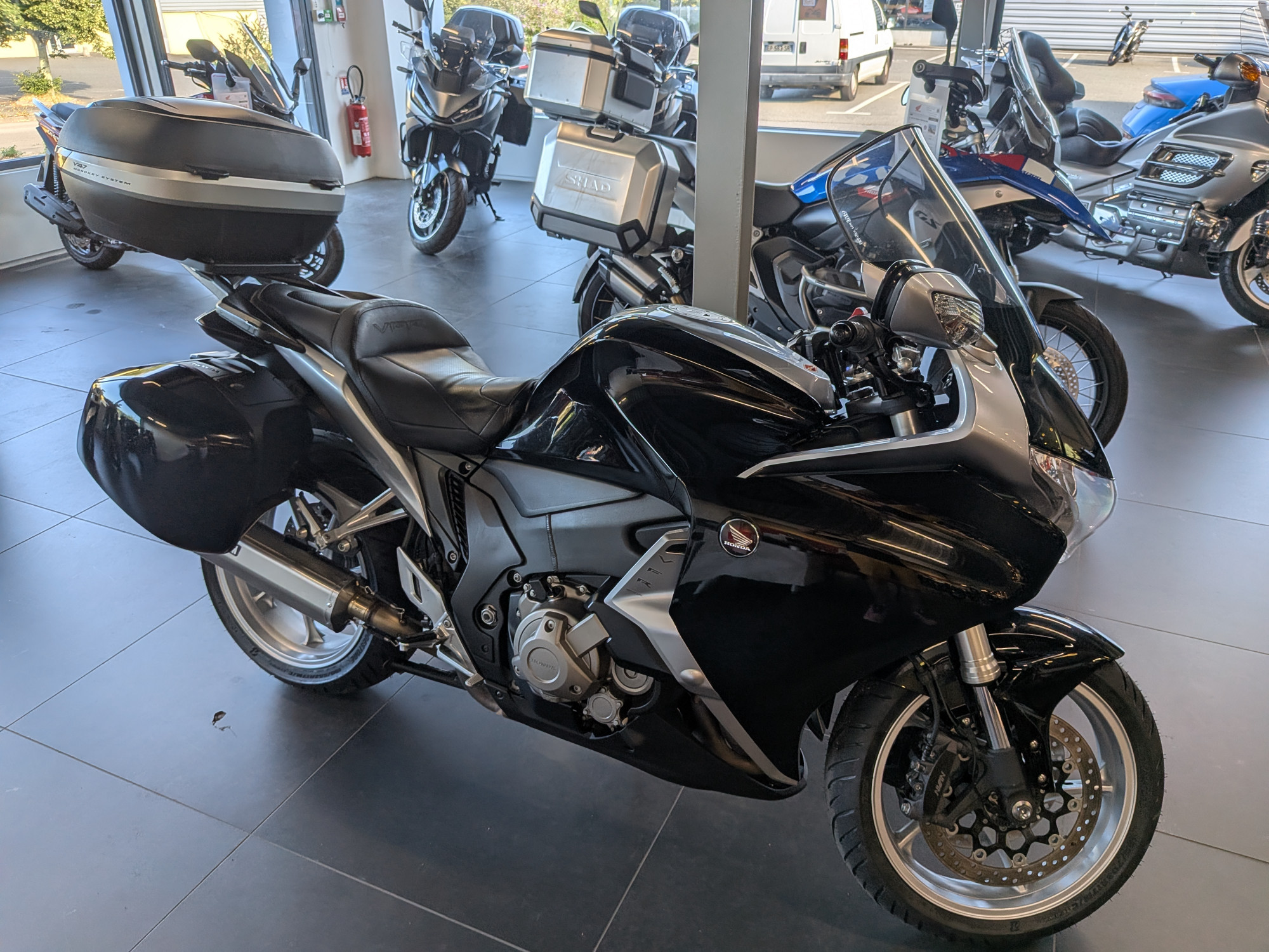 HONDA VFR 1200 F DCT